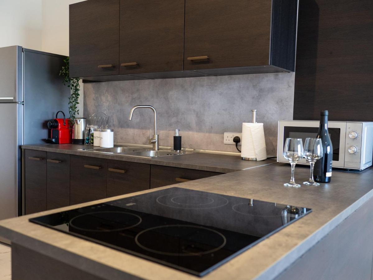 Апартаменты 6Th Floor Spinola Seaview In St Julians Сент Джулианс Экстерьер фото